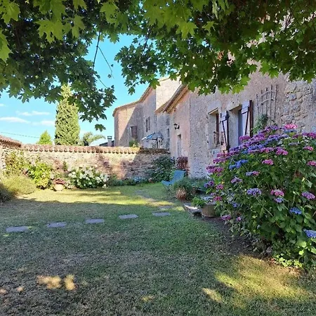 Maison Confortable A — 75 M², Jardin Prázdninový dům